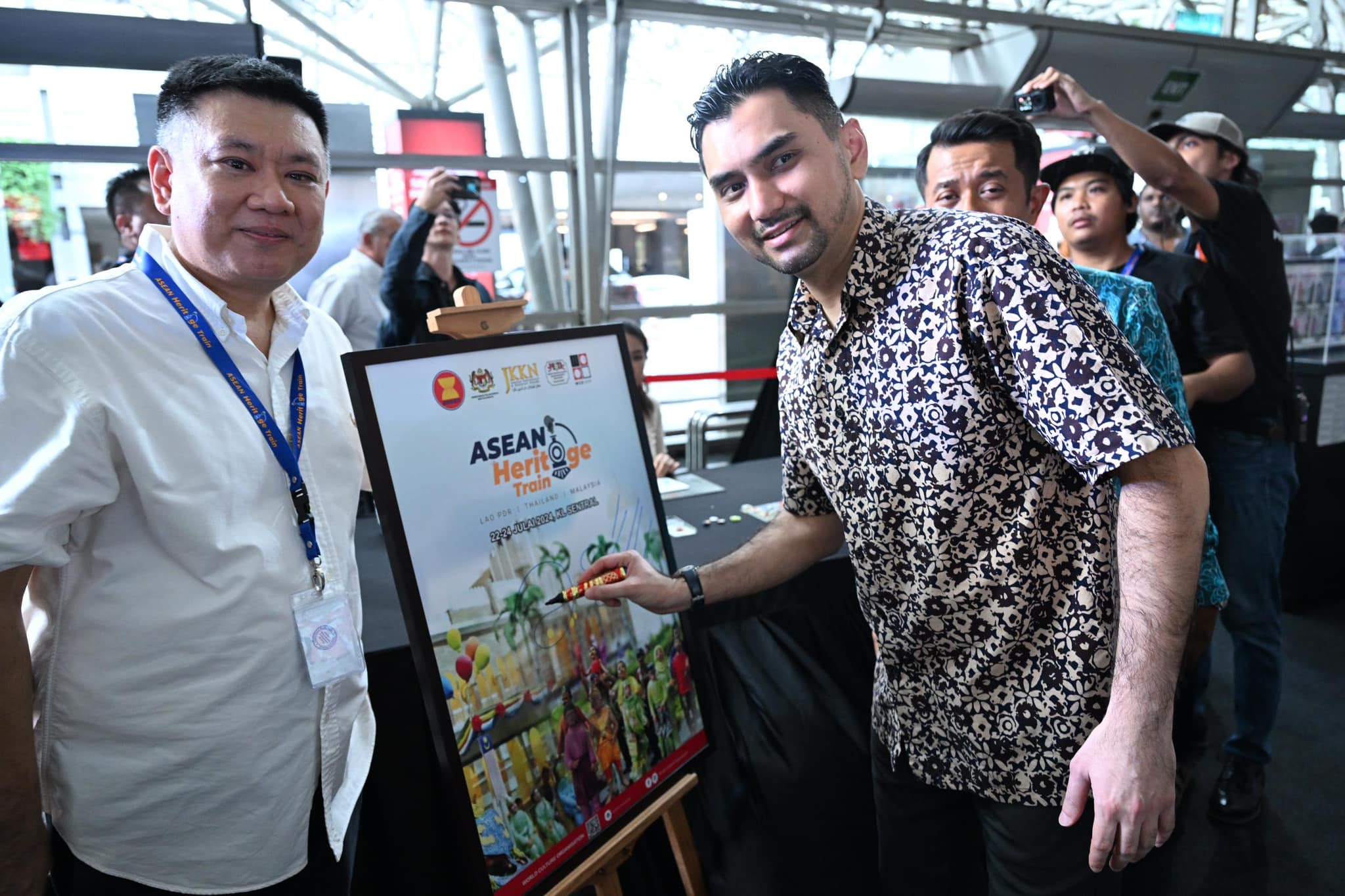 Exhibition “Asean Heritage Train”
